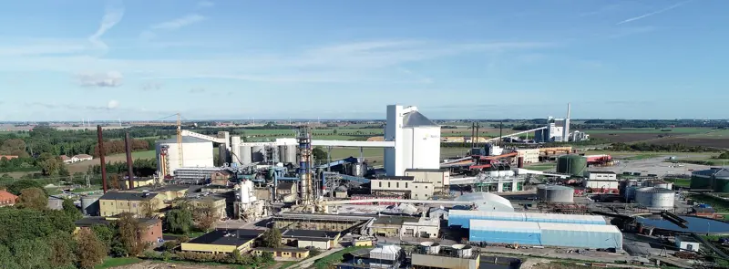 Avsiktsförklaring tecknad: Nordic Sugar och Kraftringen undersöker möjligheter till fördjupat energisamarbete. Den nya avsiktsförklaringen som Kraftringen och Nordic Sugar har tecknat bygger på en lång historia kring energisamverkan, senast från 2022 då fossilfri ånga började överföras via en ångledning från Kraftringens kraftvärmeverk till Nordic Sugars sockerfabrik.