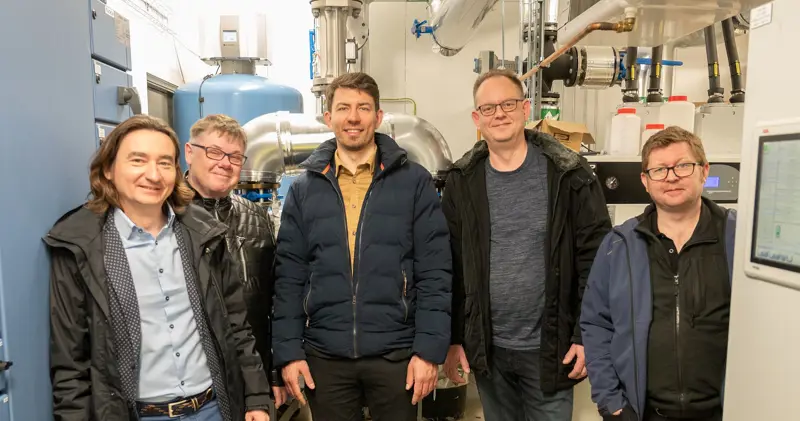 Dagarna innan påsk kunde Kraftringen välkomna en delegation från Polen, bestående av representanter från fjärrvärmebolaget OPEC och värme- och kyllösningsleverantören Gebwell. För Kraftringen är internationellt kunskapsutbyte och att dela med sig av smarta energilösningar en viktig del för att bidra till den globala klimatomställningen.