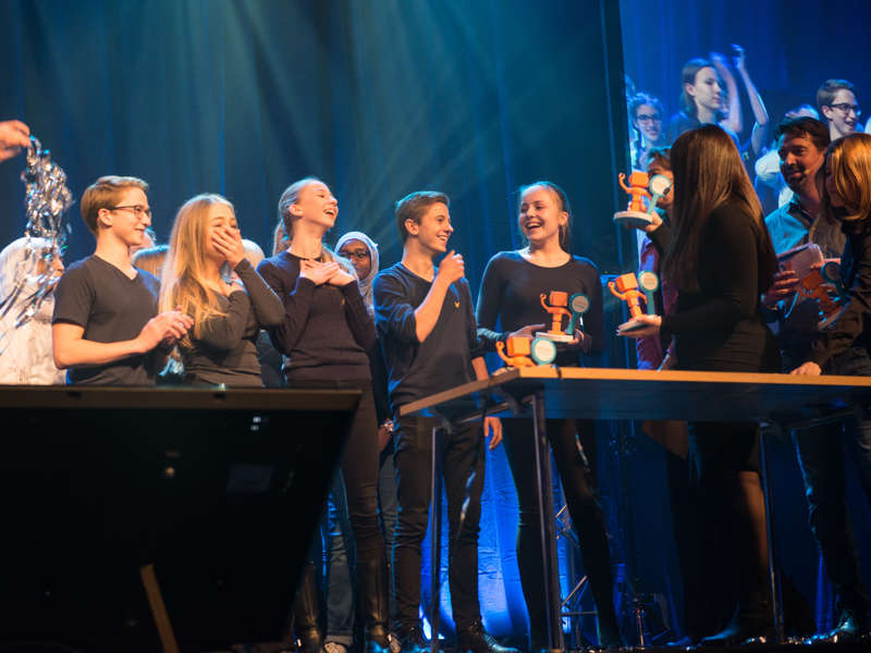 Söndagen den 20 november gick årets final av Spänningssökarna av stapeln. 500 elever, föräldrar och andra intresserade samlades för att heja på de sju finalisterna i Sparbanken Skåne Arena i Lund. I en explosion av ljud, ljus och konfetti presenterades vinnarlaget 9C från Fäladsgården i Lund med sitt bidrag ”Miljövänligt värmeverk”.