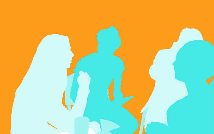 Illustration i olika blåa toner med människor som sitter och pratar på en orange bakgrund